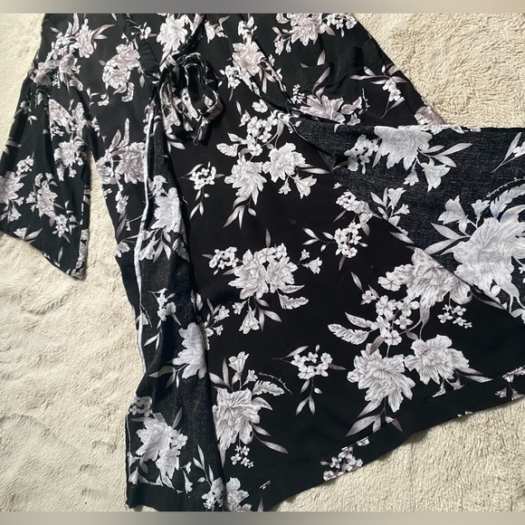 Spiritual Gangster Maya Coverup - Picture 5 of 7